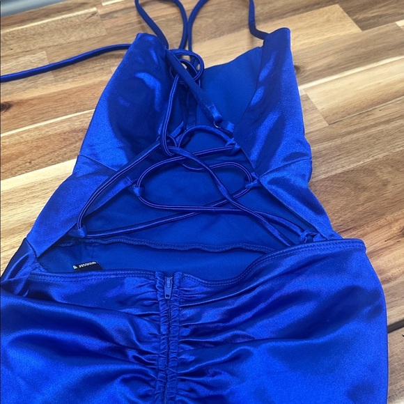 Stunning Windsor Blue Formal Dress with Criss Cross Back Womens Xsmall - Picture 4 of 4